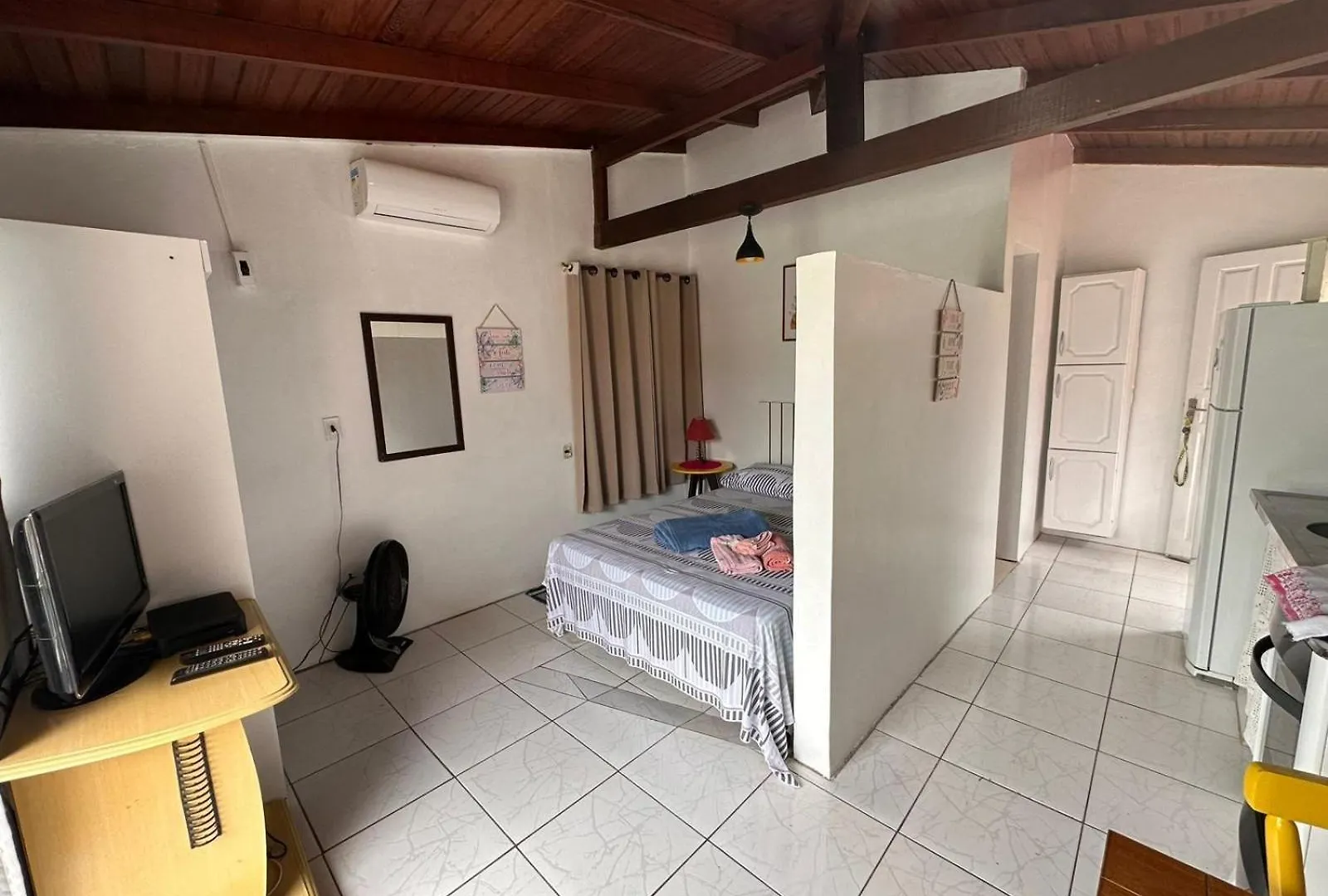 Apto Com A/C, Ultra Wi-Fi Avaliacoes 4,9! ***** Florianopolis Apartment